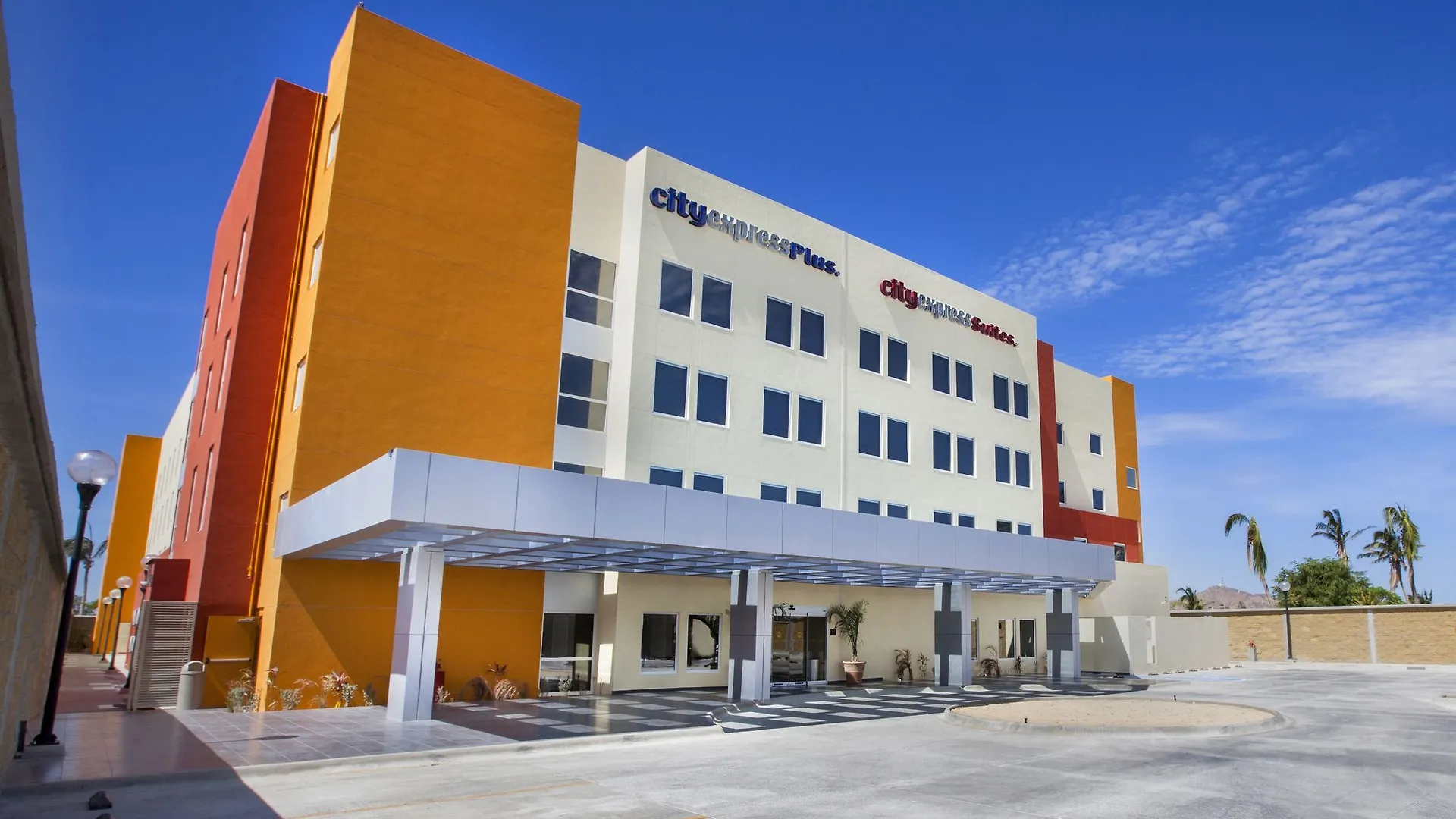 City Express Suites By Marriott Cancun Aeropuerto